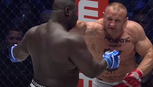 Piekielny nokaut "Pudziana"! Rywal padł nieprzytomny na deski [WIDEO]