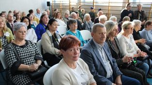 Byszew: 80 lat tradycji, edukacji i wspomnień. Wielki zjazd absolwentów Szkoły Podstawowej