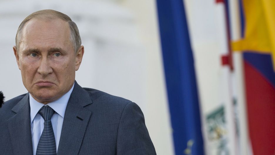 reporter9_bazaBundeskanzlerin Angela_Merkel empfaengt den russischen Praesidenten Wladimir Putin auf Schloss Meseberg am 18. August 2018, dem Gaestehaus der Bundesregierung bei Berlin. Beide geben ein Pressestatement vor dem gemeinsamen Gespraech. | German Chancellor Angela_Merkel receives Russian President Wladimir Putin at castle Meseberg on 18 August 2018, the guest house of the Federal Government near Berlin. Both give a press statement before the joint conversation.


fot. Face to Face/REPORTERAngelika von Stocki/face to face