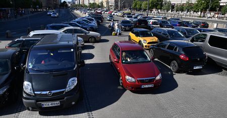 Polacy nie lubią wynajmować? Wypożyczalnie aut mogą mieć problem