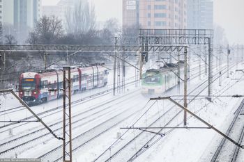 Warszawa: utrudnienia w kursowaniu pociągów
