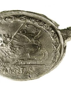 Na Targu Siennym i Rakowym odnaleziono tysiąc artefaktów. "To teren historyczny"