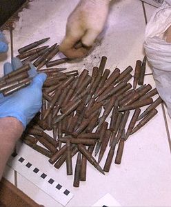 CBŚP uderzyła w osoby handlujące bronią w internecie