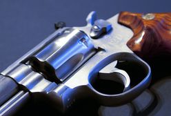 Policja wydaje rekordową liczbę pozwoleń na broń