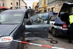Pościg ulicami Świebodzina. Zniszczone radiowozy