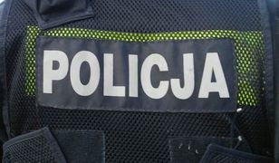 Pijany 35-latek zaatakował siekierą policjantów z Miastka