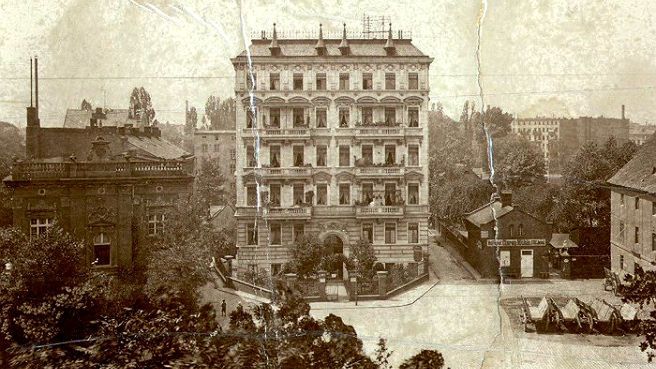 Jedyna kamienica znajdująca się na śródmiejskiej wyspie