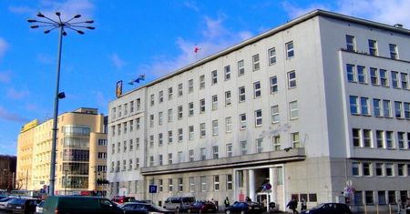13 gdyńskich urzędników ukarano w związku z tzw. Aferą Parkingową. Ośmiu straciło pracę