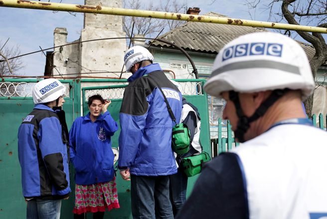 Członkowie misji OBWE w okolicach Mariupola