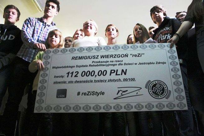 Popularny youtuber zebrał dla szpitala z Jastrzębia Zdroju 112 000 zł. Wszystko w jeden dzień
