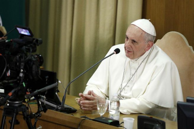 Papież: "nie" dla ideologicznej równości kobiet i przemocy wobec nich
