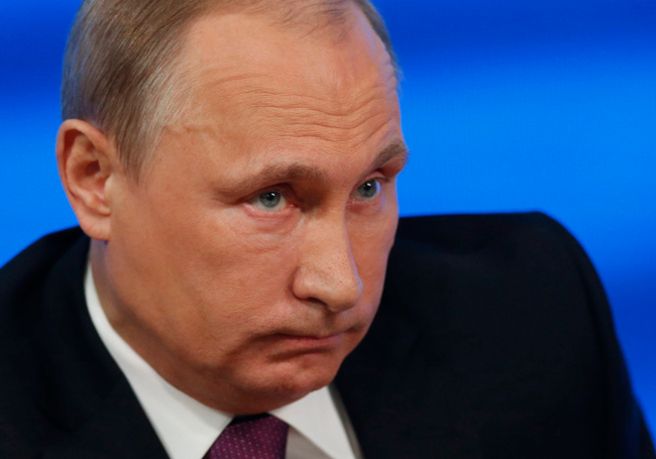 Władimir Putin: doktryna wojskowa Rosji pozostaje czysto obronna