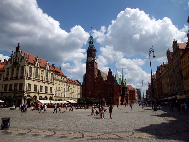 W wakacje akademiki jak hotele - tanie noclegi we Wrocławiu