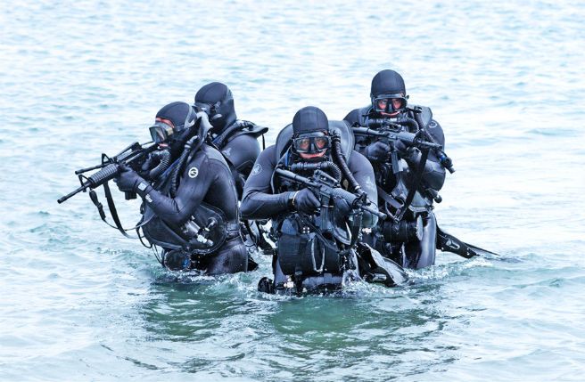 Kontrowersje wokół elitarnego oddziału Navy SEALs. "Maszyna do polowania na ludzi"