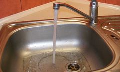 Problemy z wodą w okolicach Kórnika. Wszystko przez awarię prądu