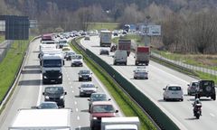 Wypadek na A4. 89-latek wjechał na autostradę pod prąd