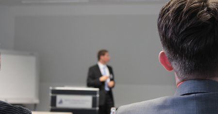 Jak założyć firmę szkoleniową?