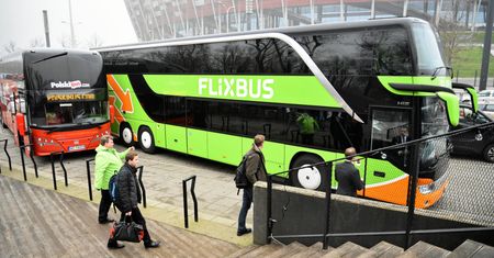 Polski Bus to dopiero początek, niemiecki FlixBus przejmie innych przewoźników. Także w Polsce będzie monopolistą?