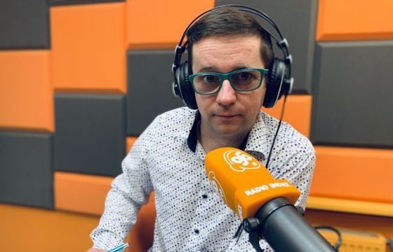 Maciej Noskowicz po 20 latach pracy przechodzi z Radia Zachód do Akademickiego Radia Index