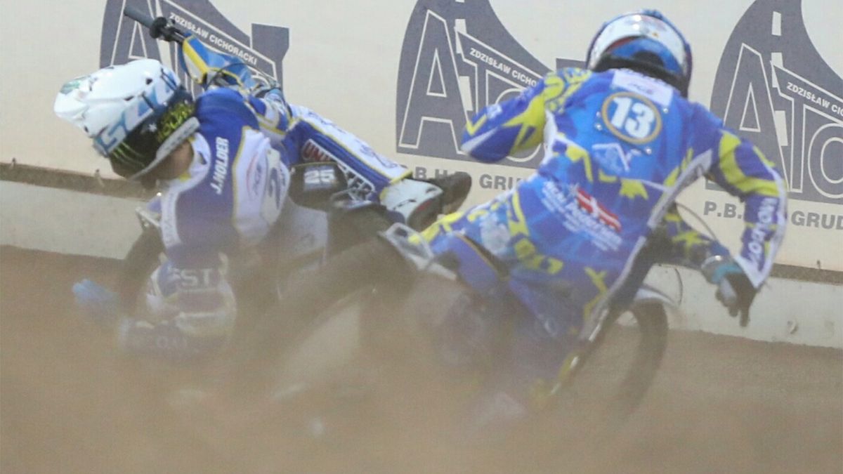 WP SportoweFakty / Michał Szmyd / Na zdjęciu: upadek Nickiego Pedersena i Jacka Holdera (kask biały)