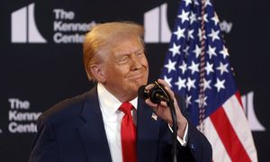 Brytyjski dziennik: tak Trump chce skłonić Putina do pokoju. Na stole ukraińskie minerały