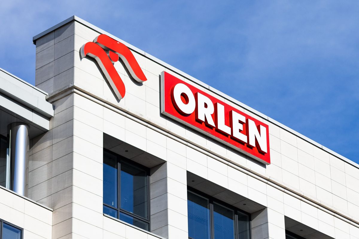Orlen shares down.  Speedy exit after the beginning of the session