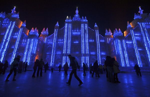 Międzynarodowy Festiwal Lodu i Śniegu 7