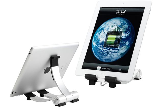 Applemania testuje Cooler Master Wave Stand 1