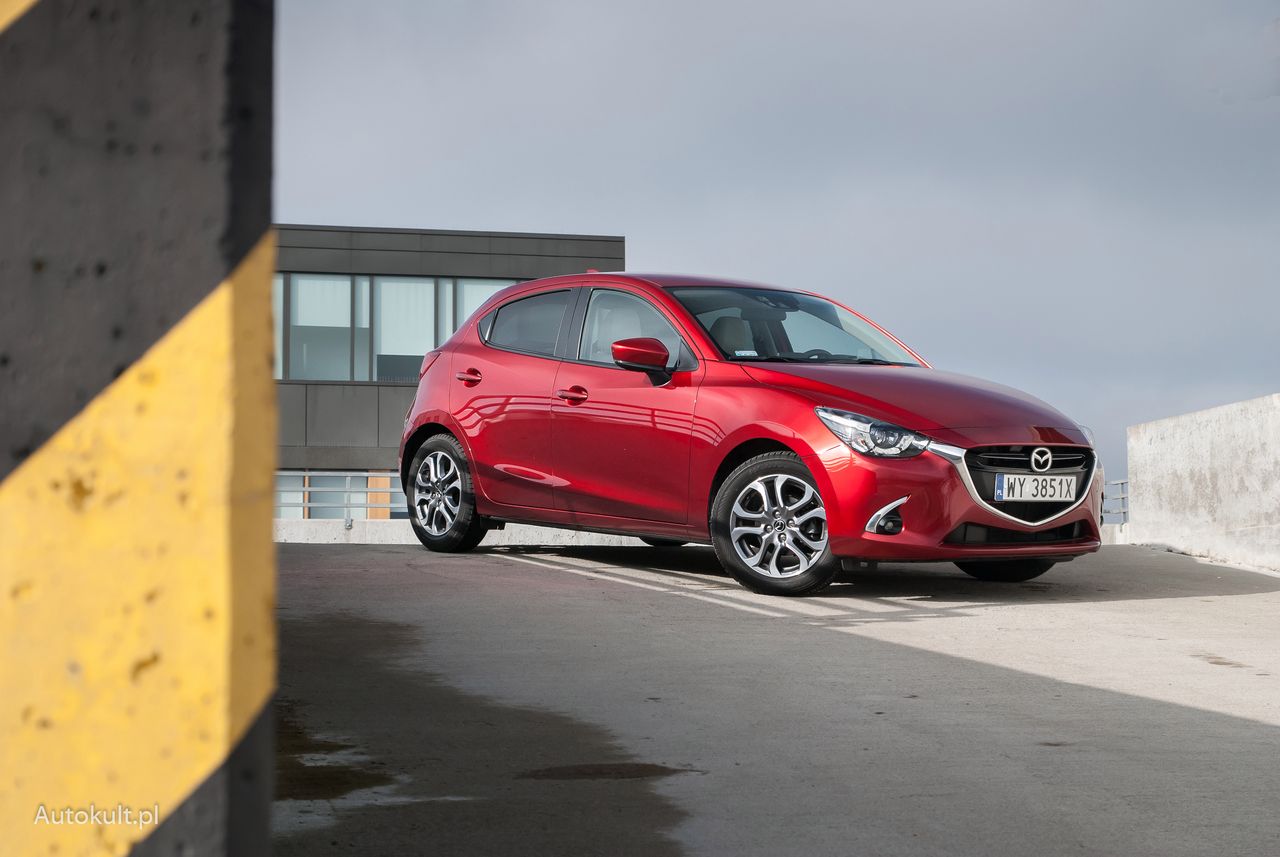 Mazda 2 świetnie wygląda. To nie koniec jej zalet