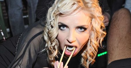 "Lub czasopisma": Maja Frykowska straciła program!