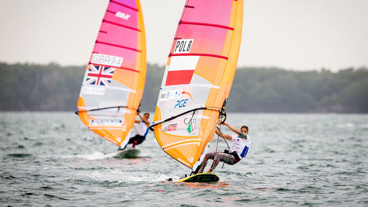 Zdjęcie okładkowe artykułu: Materiały prasowe / Sailing Energy / World Sailing / Na zdjęciu: Zofia Klepacka w olimpijskiej klasie RS:X