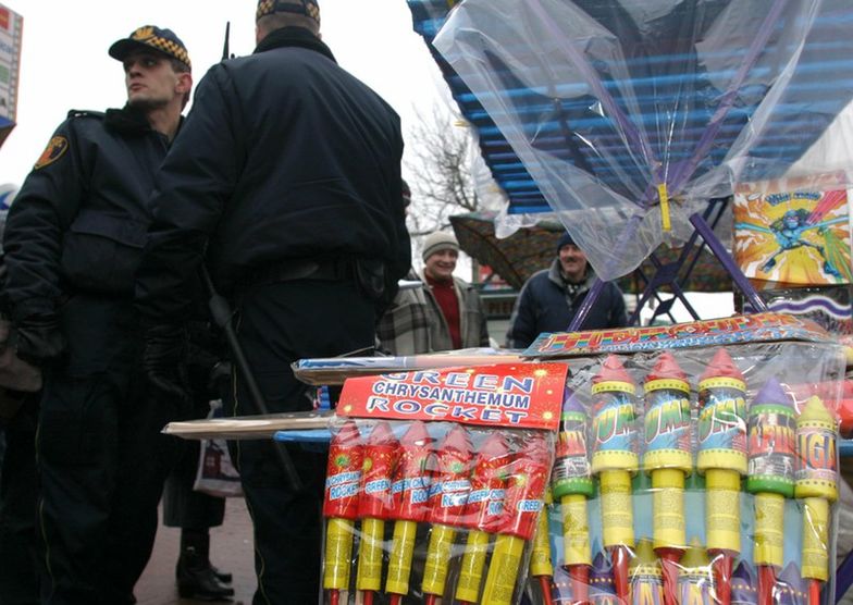 Policja apeluje o ostrożność przy odpalaniu petard