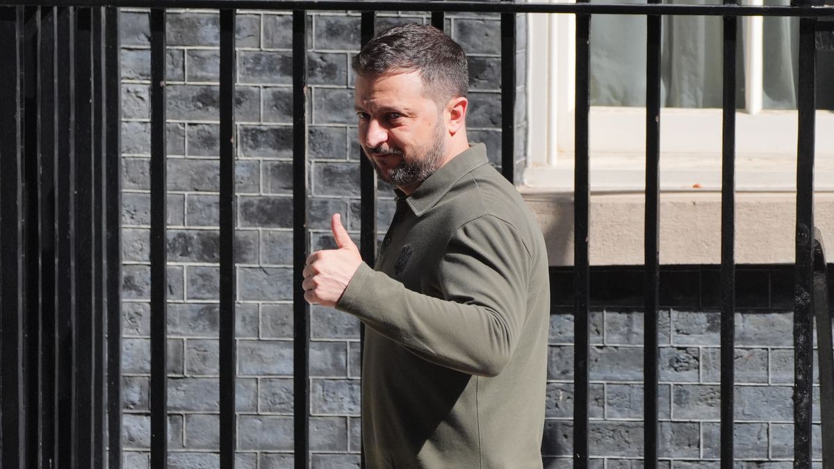 Ukrainian President Volodymyr Zelensky outside 10 Downing Street, London, as he leaves after addressing the UK Cabinet and a bilateral meeting with Prime Minister Sir Keir Starmer. Picture date: Friday July 19, 2024. (Photo by Jonathan Brady/PA Images via Getty Images)