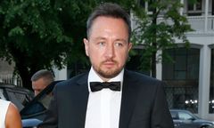 To on stoi za sukcesem firmy z branży gier. Polski miliarder trafił na okładkę "Forbesa"