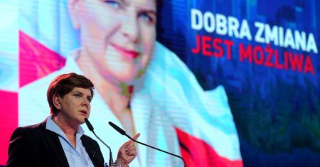 Szydło: niech banki podzielą się zyskami ze społeczeństwem