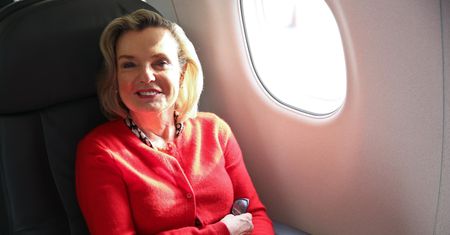 Senator Anders stawia na wygodę. Sprawdzamy, czym różnią się loty w klasie biznes i ekonomicznej