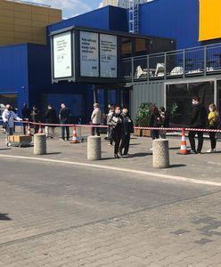 Odmrażanie gospodarki. Klienci masowo ruszyli do sklepów meblowych, tłumy przed Ikeą w Jankach