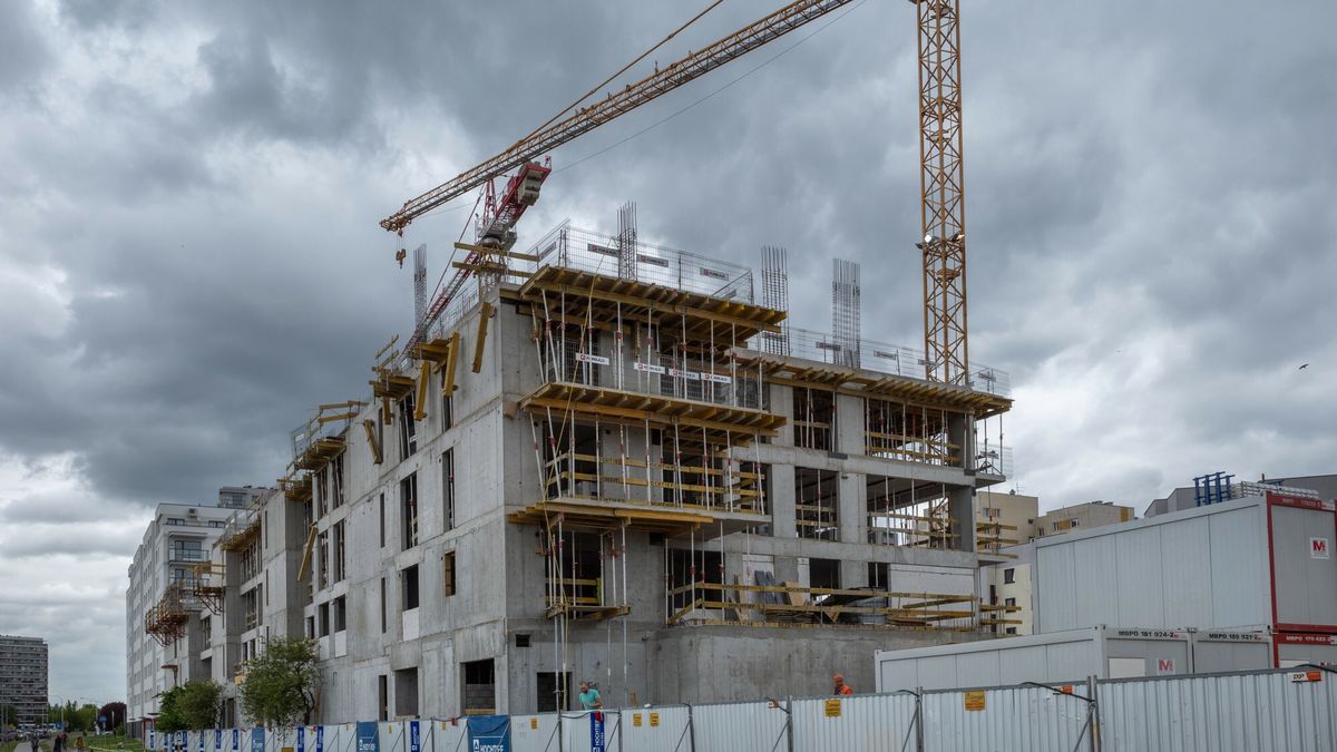 W I półroczu 2022 r. spadła liczba i kwota udzielanych kredytów - wynika z danych BIK 