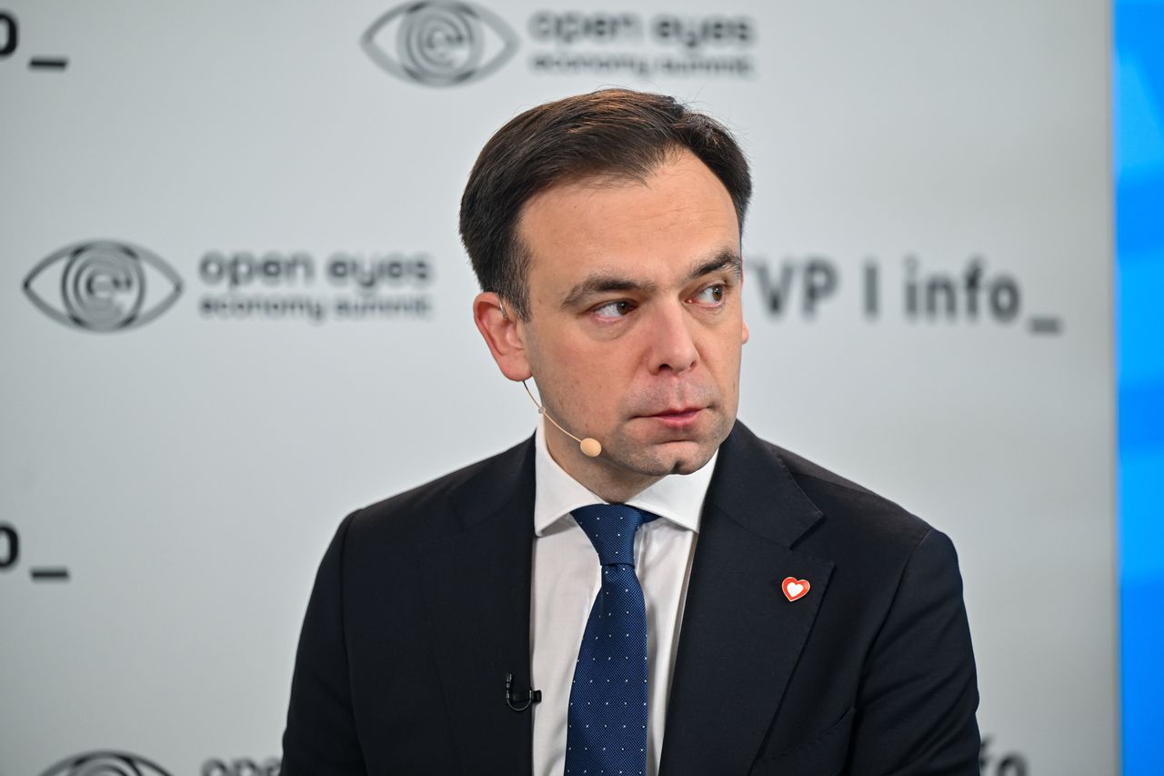 Bezalkoholowe piwo i wino mają być droższe. Oto ile zarobi państwo