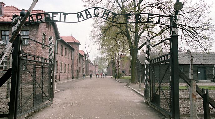 Porajmos. Zapomniany Holocaust