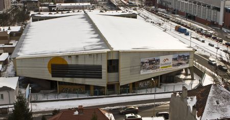 Bydgoszcz: Mija 10 lat od wyburzenia Torbydu. Zobacz halę starego lodowiska na archiwalnych zdjęciach