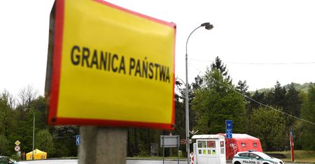Odmrażanie gospodarki. Opiekunki osób starszych bez obowiązkowej kwarantanny