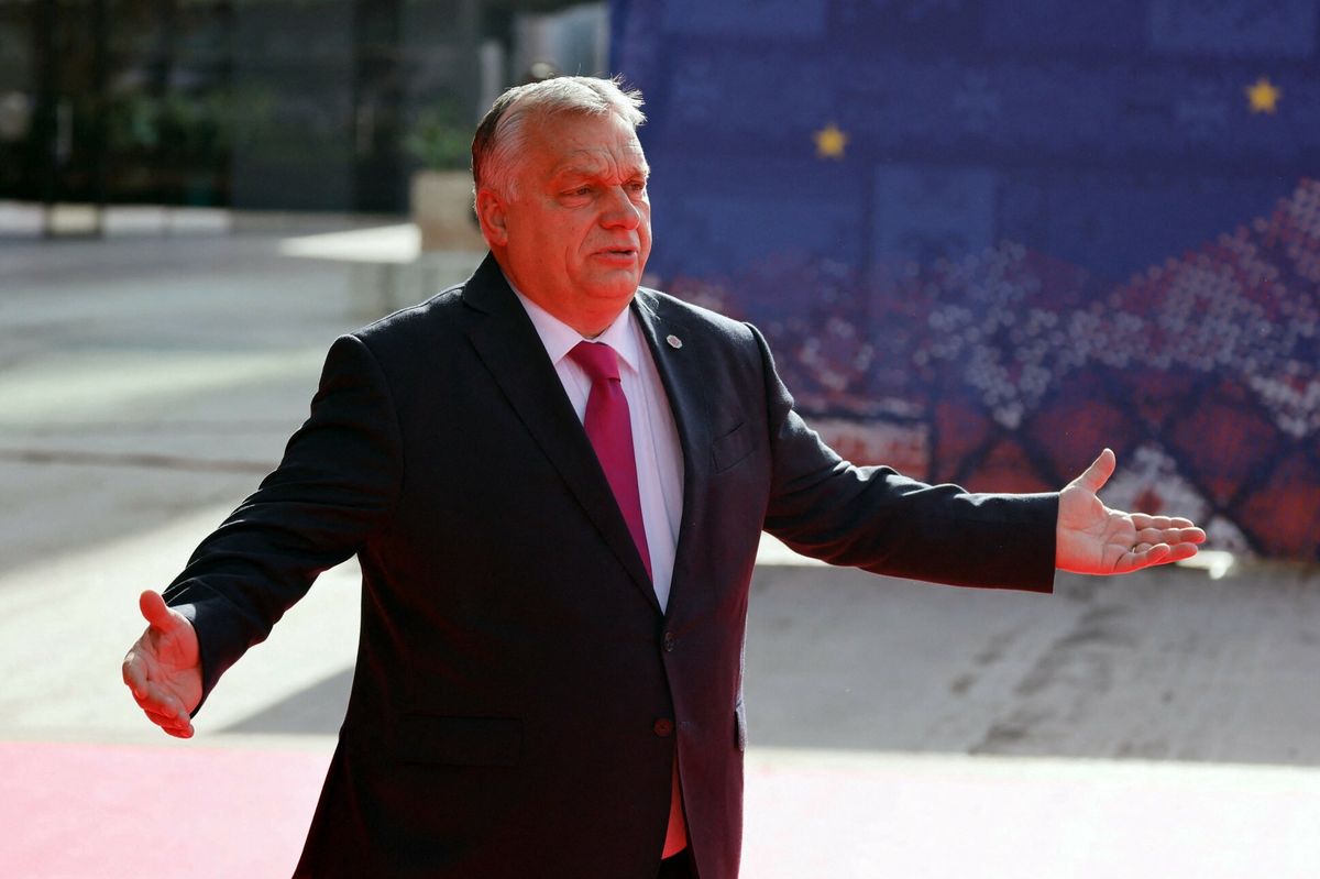 Decyzja Węgier "szkodliwa nie tylko dla UE"