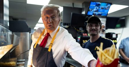Walczą o głosy Amerykanów. Harris obiecuje wyższą płace minimalną, a Trump sugeruje zniesienie podatku