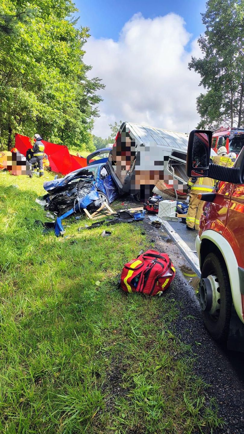Wypadek Stołczno, DK25