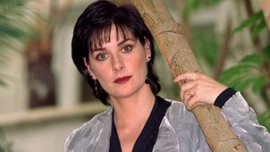 Enya była ikoną lat 80. i 90. Zniknęła z mediów. Jak dziś wygląda?