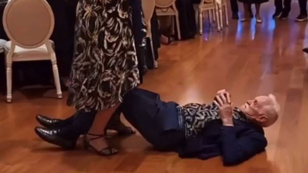 Seniorzy dali popis na parkiecie