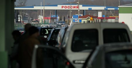 Handel na granicy kwitnie. Rosjanie kupują u nas na potęgę
