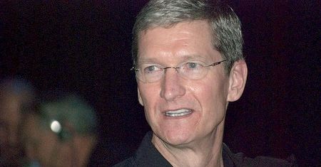 Szef Apple'a broni firmy i apeluje o reformę prawa podatkowego USA