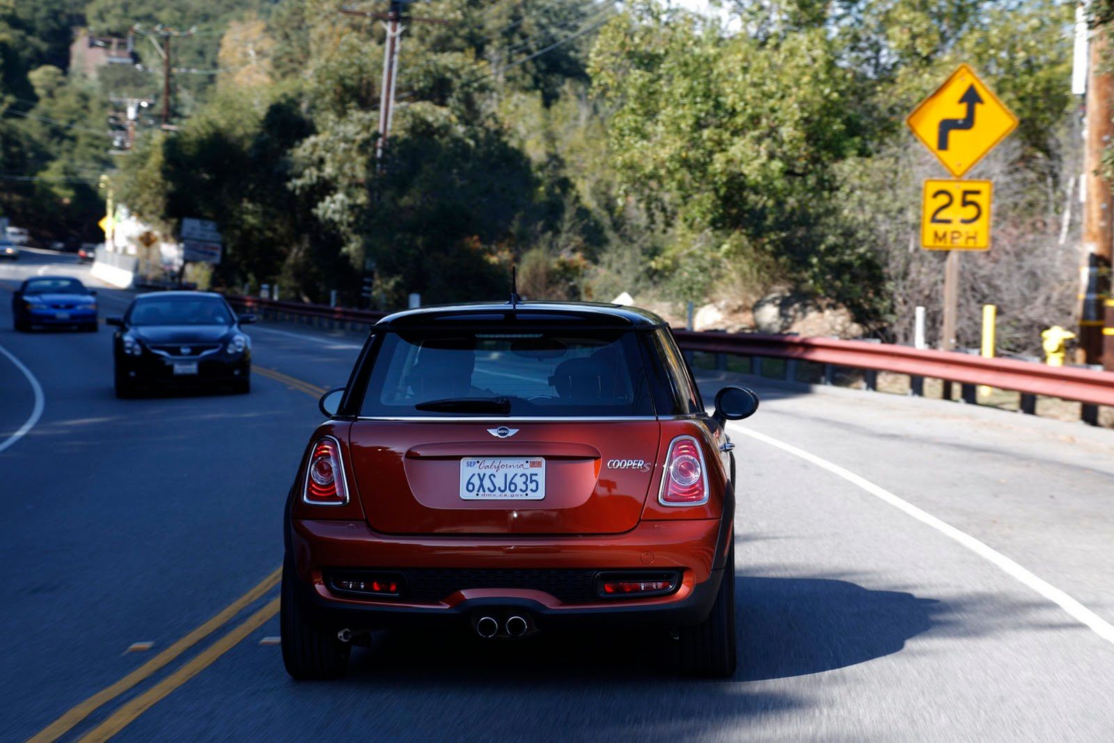 Galeria Mini jako celebracja sprzedaży półmilionowego egzemplarza w USA 148